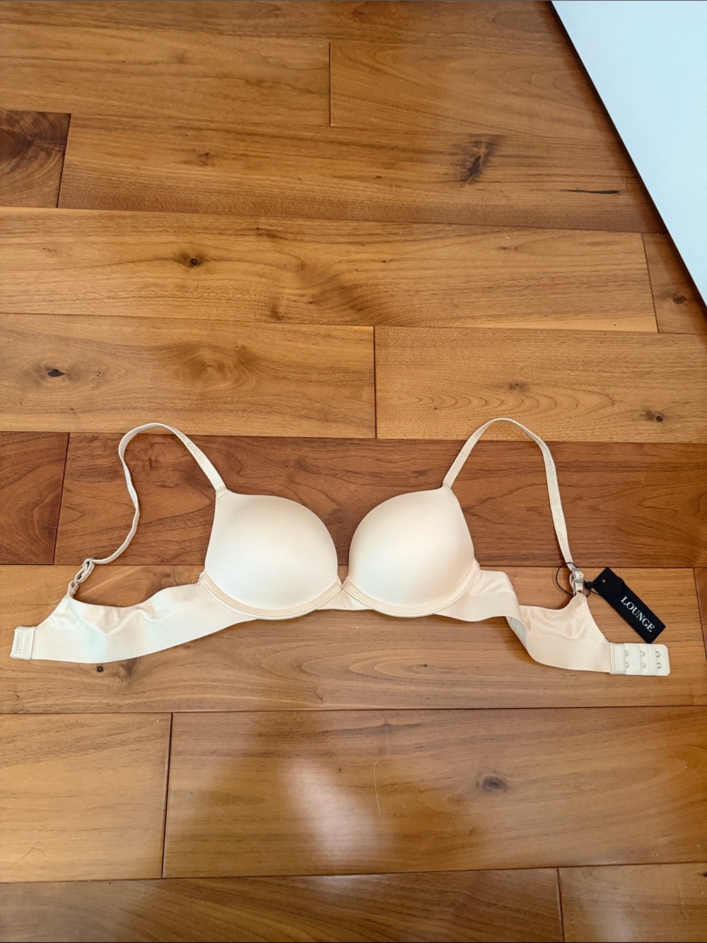 Smooth Push-Up Bra in Light Beige